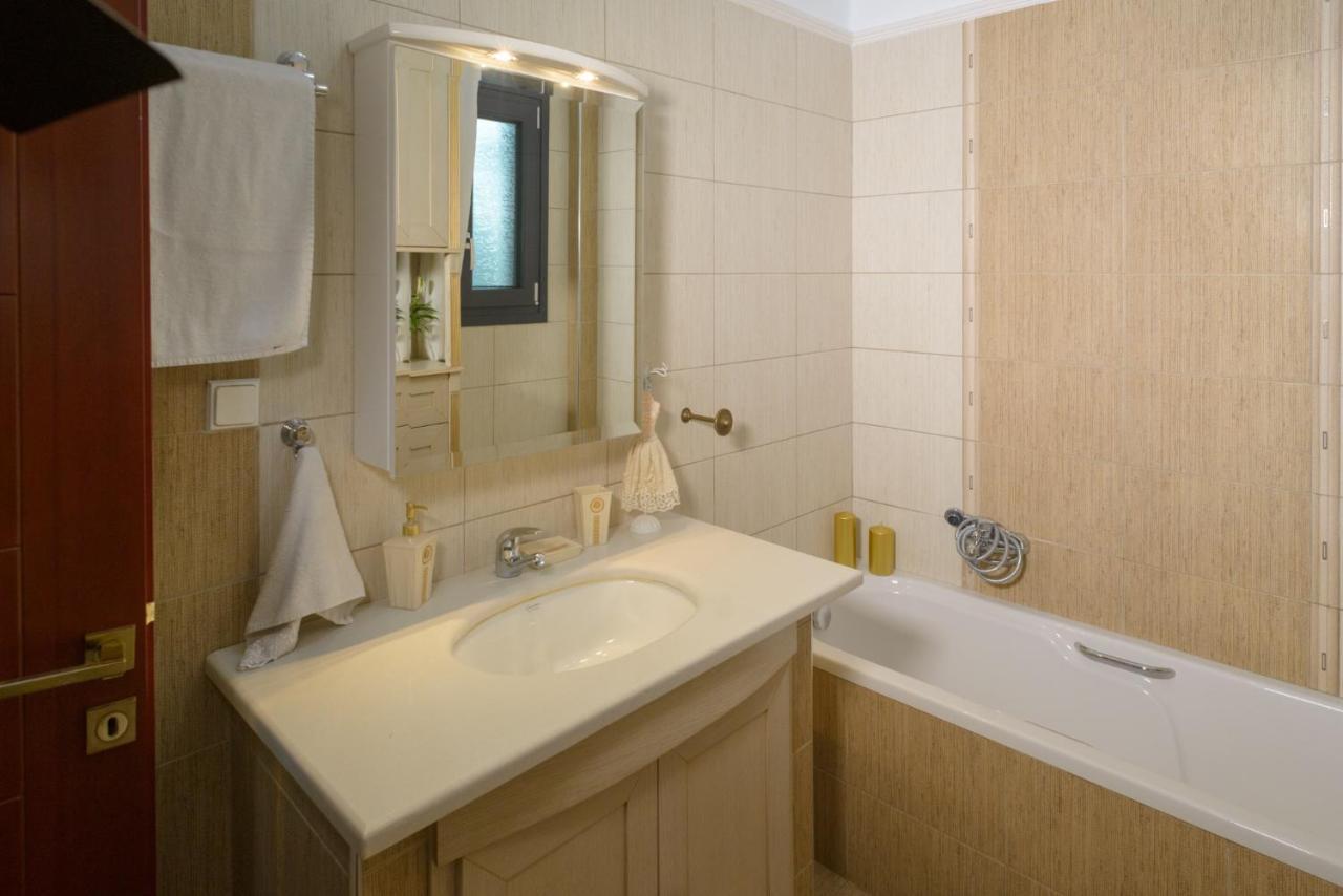 Ferienwohnung Luxury Dafnis House Veria  Exterior foto