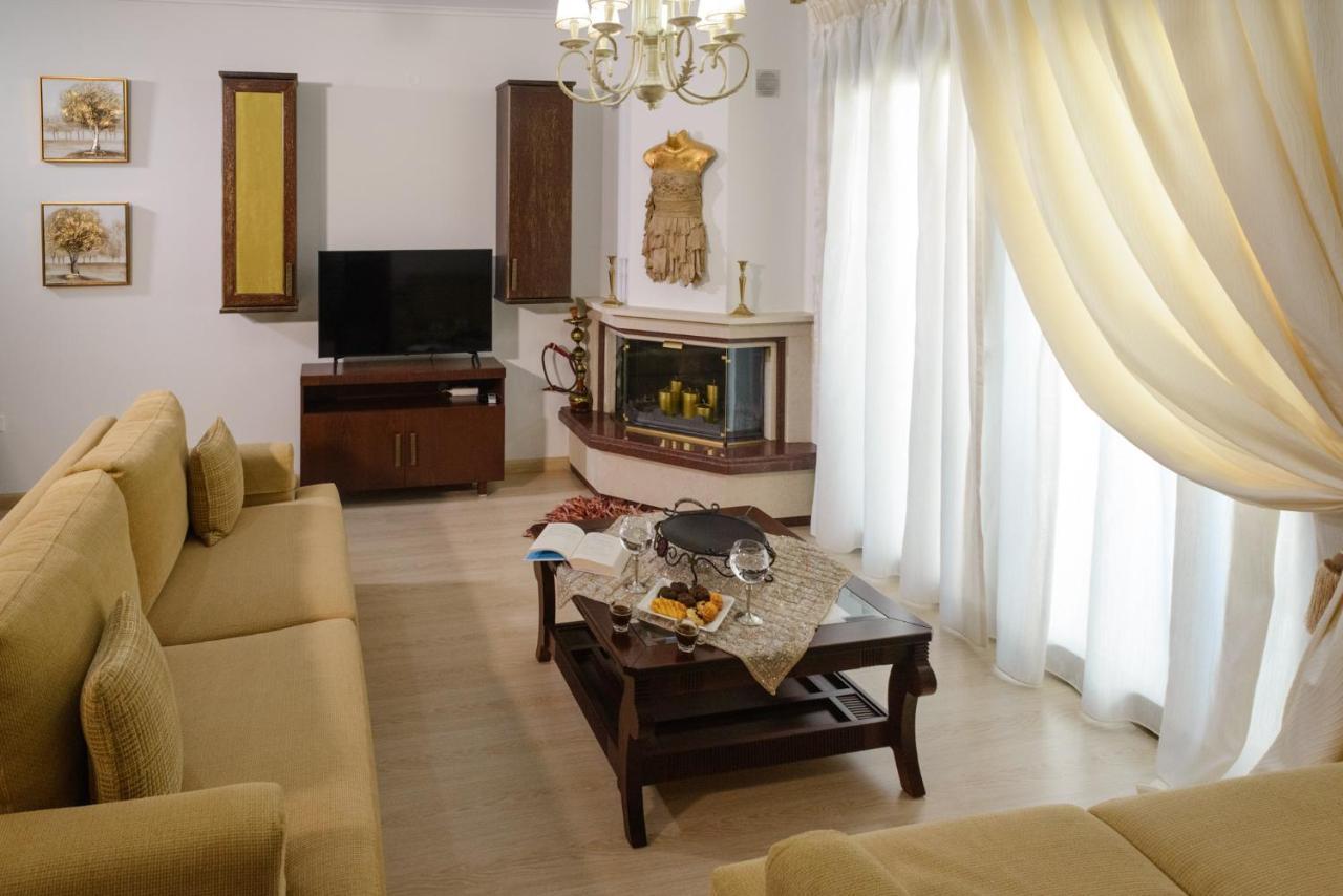 Ferienwohnung Luxury Dafnis House Veria  Exterior foto